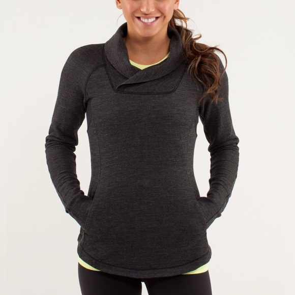 RARE Lululemon Run: Pitter Patter Pullover 6 In Black - Picture 1 of 10
